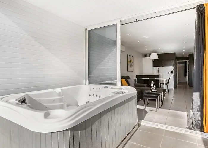 Village Naturiste R4n - Le Lovespa Port Ambonne * 아그