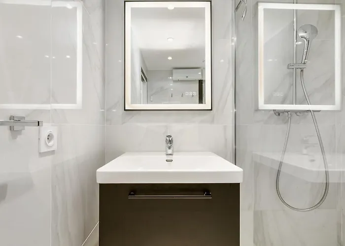 Lovespa Port Ambonne - Terrasse - Parking - Clim - Village Naturiste Appartement *